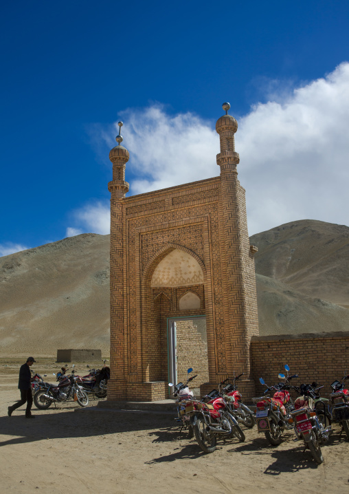 Subash Mosque Near Karakul Lake, Xinjiang Uyghur Autonomous Region, China