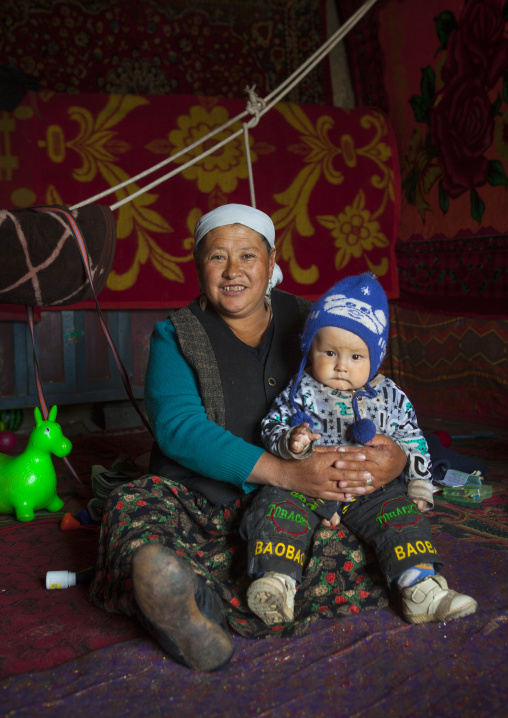 Kyrgyz Woman And Tddler Near Karakul Lake, Xinjiang Uyghur Autonomous Region, China