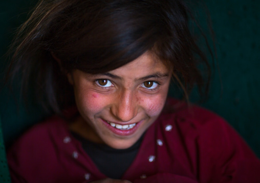 Smiling afghan girl, Badakhshan province, Zebak, Afghanistan