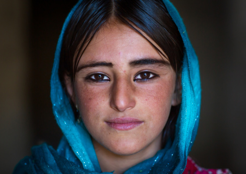 Afghan fteenage girl with nice eyes, Badakhshan province, Khandood, Afghanistan