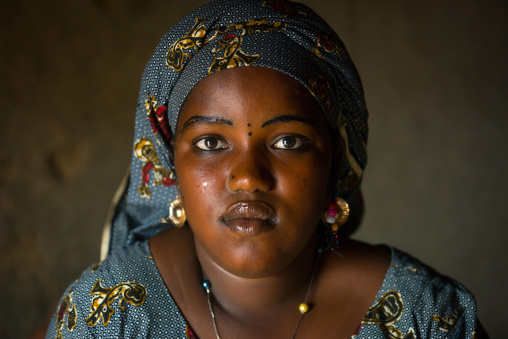 Benin, West Africa, Taneka-Koko, fulani peul tribe bride inside her hut