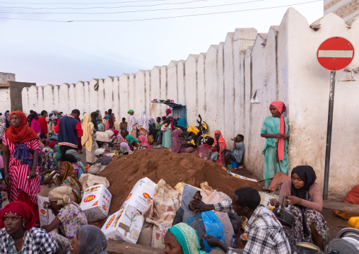 Crowded market along the wall of the old city, Harari region, Harar, Ethiopia