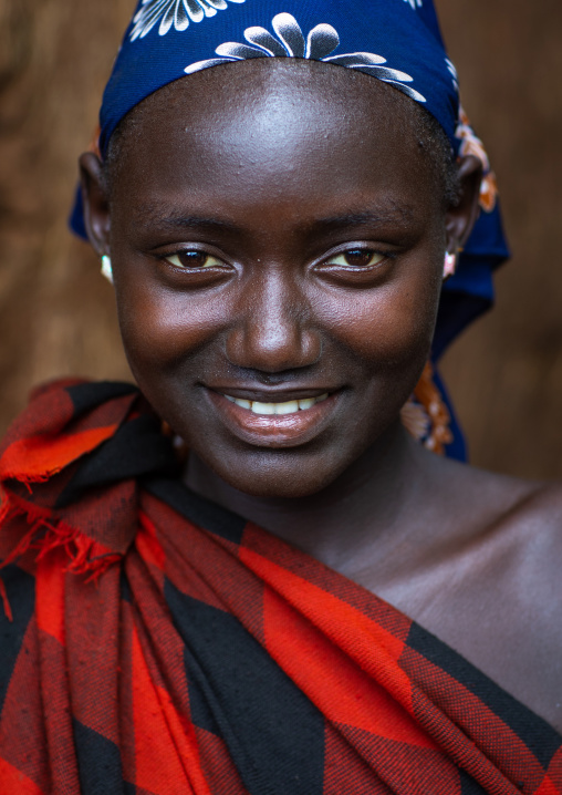 Dizzi tribe woman portrait, Omo valley, Kibish, Ethiopia