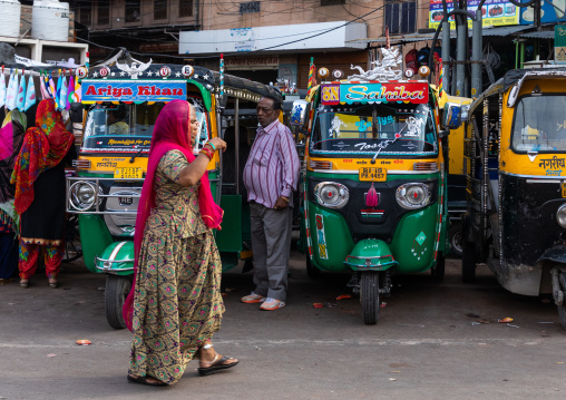 Rickshaws parked in city, Rajasthan, Jodhpur, India