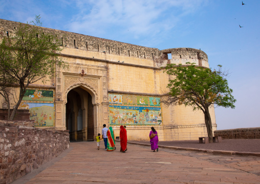 Indian tourists at Mehrangarh fort entrance, Rajasthan, Jodhpur, India