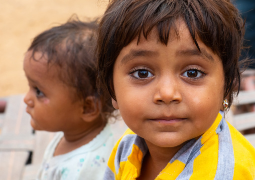 Portrait of an indian girl, Rajasthan, Jaisalmer, India