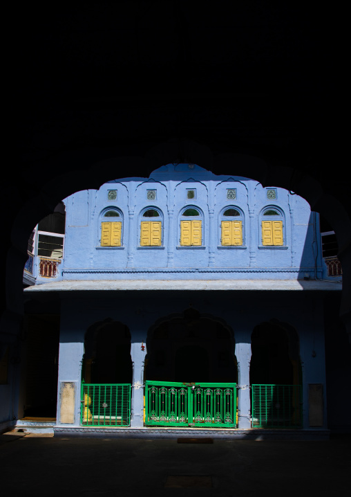 Old blue house of a brahmin, Rajasthan, Jaipur, India