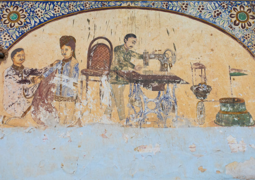 Wall paintings depicting tailors on an old haveli, Rajasthan, Nawalgarh, India
