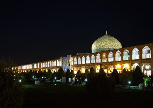 Sheikh Lutfollah Mosque standing on the eastern side of Naghsh-i Jahan Square at night, Isfahan Province, Isfahan, Iran