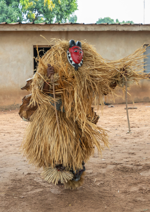 Goli sacred mask dance in Baule tribe during a ceremony, Région des Lacs, Bomizanbo, Ivory Coast