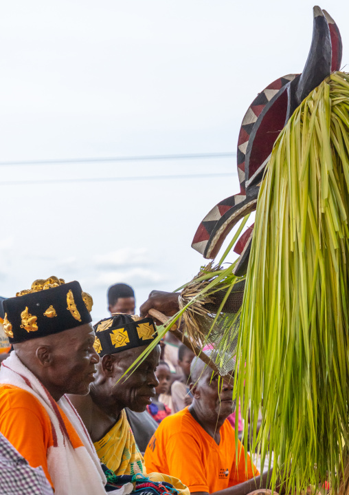 Goli sacred mask saluting tribal chiefs in Baoule tribe, Région des Lacs, Bomizanbo, Ivory Coast