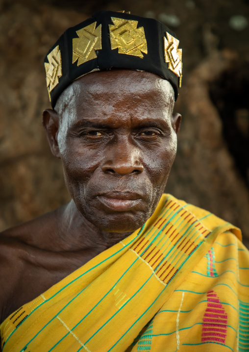 Portrait of a tribal chief from Baule tribe, Région des Lacs, Bomizanbo, Ivory Coast