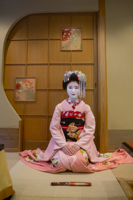 16 Years old maiko called chikasaya, Kansai region, Kyoto, Japan
