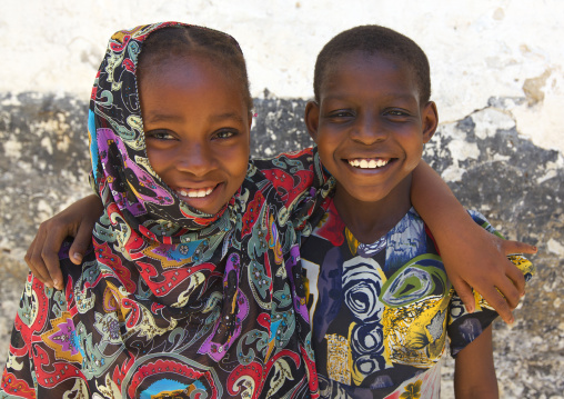 Portrait of smiling swahili children in the street, Lamu County, Lamu, Kenya