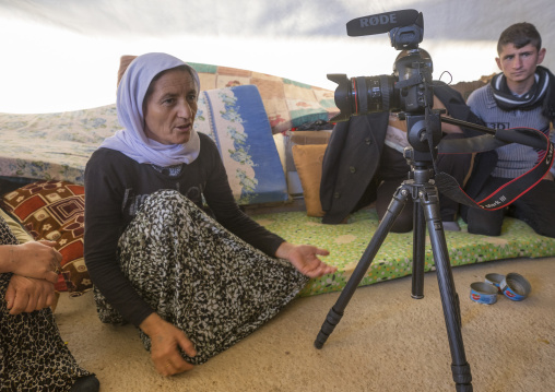 Yezedi Refugee Woman From Sinjar Giving An Interview, Duhok, Kurdistan, Iraq