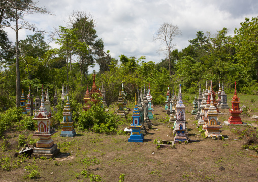 Buddhist graves, Don khon, Laos
