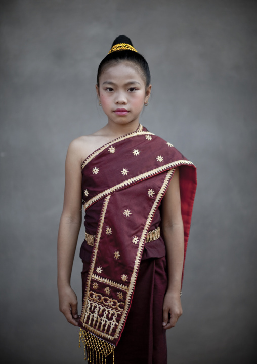 Lao dancer girl, Muang sing, Laos