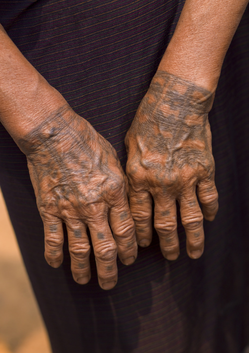Tattooed hands of a khmu minority woman, Xieng khouang, Laos