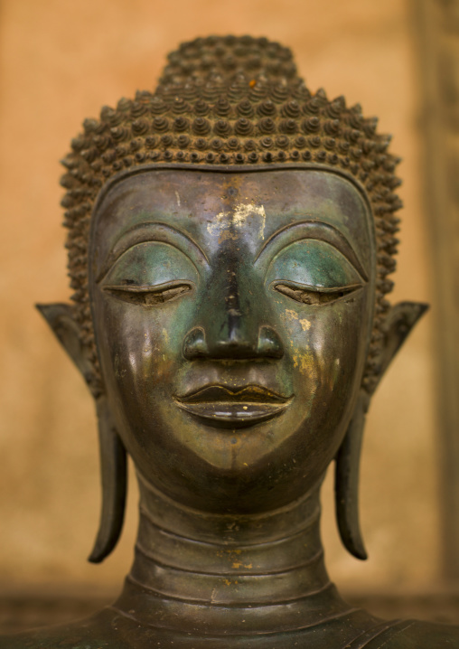 Buddha head statue at vat sisaket, Vientiane, Laos