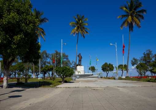 Samora Machel Statue, Beira, Sofala Province, Mozambique