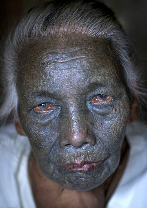 Tribal Chin Woman From U Pu Tribe With Tattoo On The Face, Kanpelet, Myanmar
