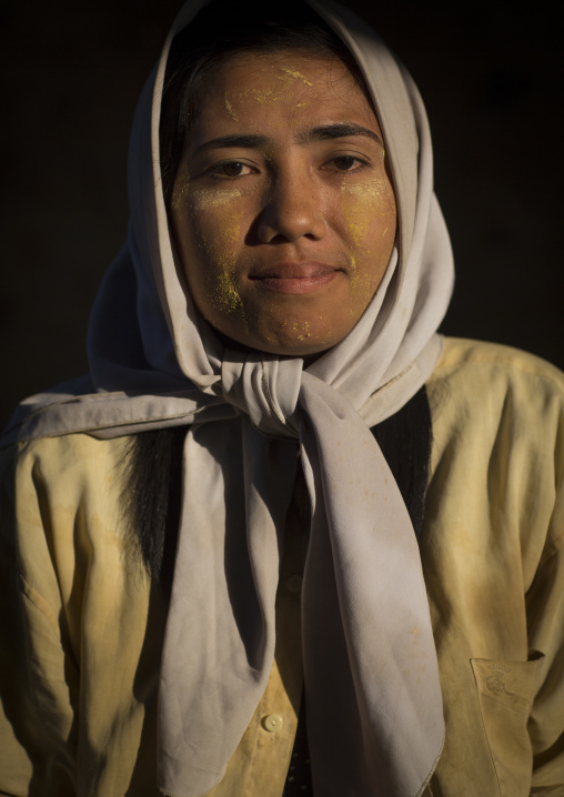 Rohingya Woman, Thandwe, Myanmar