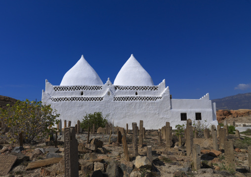 White Bin Ali Tomb, Near Salalah, Oman
