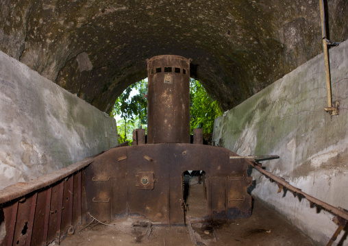 Wreck boat in karavia tunnels, East New Britain Province, Rabaul, Papua New Guinea