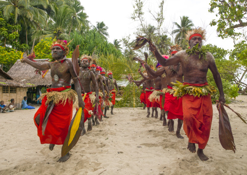 Paplieng tribe men dancing, New Ireland Province, Kavieng, Papua New Guinea