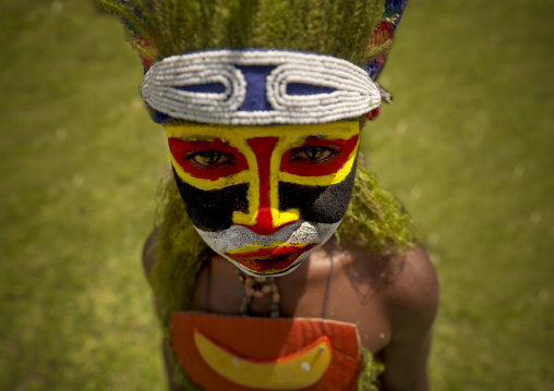 Kunga boy dancing during a sing-sing, Western Highlands Province, Mount Hagen, Papua New Guinea