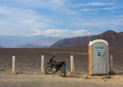 Toilets On The Highway, Nazca, Peru