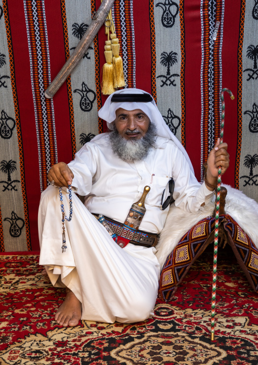 Portrait of a saudi man in traditional clothing, Najran Province, Najran, Saudi Arabia