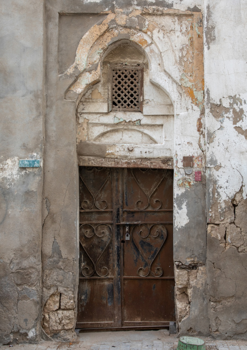 Metallic door of an historic house in the old quarter of al-Balad, Mecca province, Jeddah, Saudi Arabia