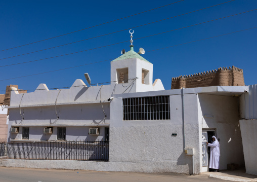 Saudi man entering a mosque, Najran Province, Najran, Saudi Arabia