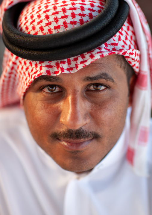 Portrait of a saudi man wearing a kaffiyeh, Al-Sarawat, Fifa Mountains, Saudi Arabia