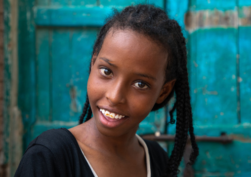 Portrait of a smiling somali girl, Sahil region, Berbera, Somaliland
