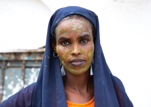 Portrait of a somali woman with qasil on her face, Sahil region, Berbera, Somaliland