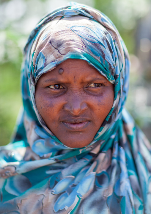 Portrait of a somali woman wearing a hijab, Woqooyi Galbeed region, Hargeisa, Somaliland
