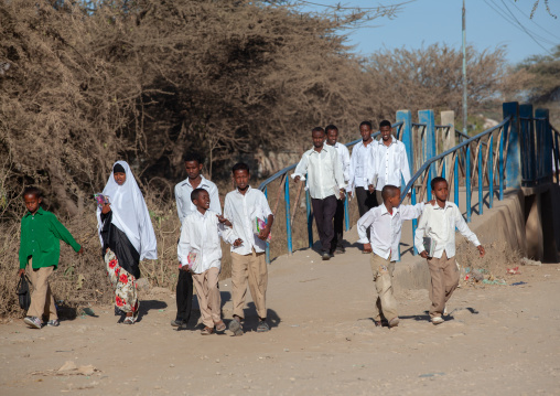 Somali students and pupils going out from school, Woqooyi Galbeed region, Hargeisa, Somaliland