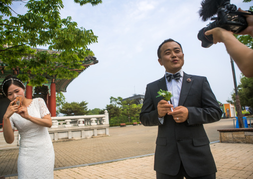 North korean defector joseph park with his south korean fiancee recording a video on the dmz, Sudogwon, Paju, South korea