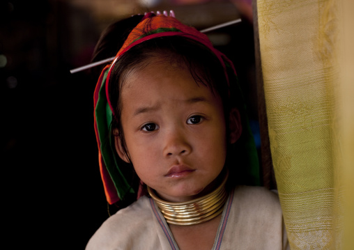 Long neck kid in nam peang din village, North thailand