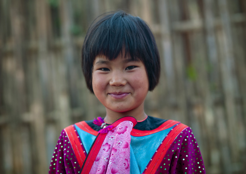 Ban nam rin village, Lisu tribe kid, Thailand