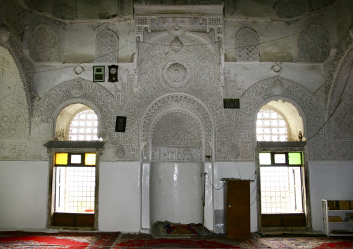 Sculpted Wall Over The Mihrab, Indicating The Direction Of The Kabaa In Mecca, Inside A Mosque, Taiz, Yemen