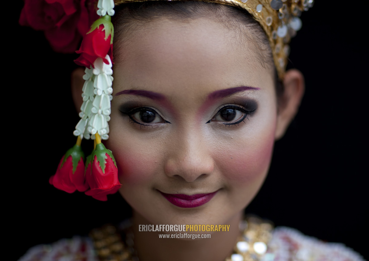 Азия тайки. Азия тайки. Таиландские девушки. Ситора в купальнике. Национальные костюмы таиланда панунг.